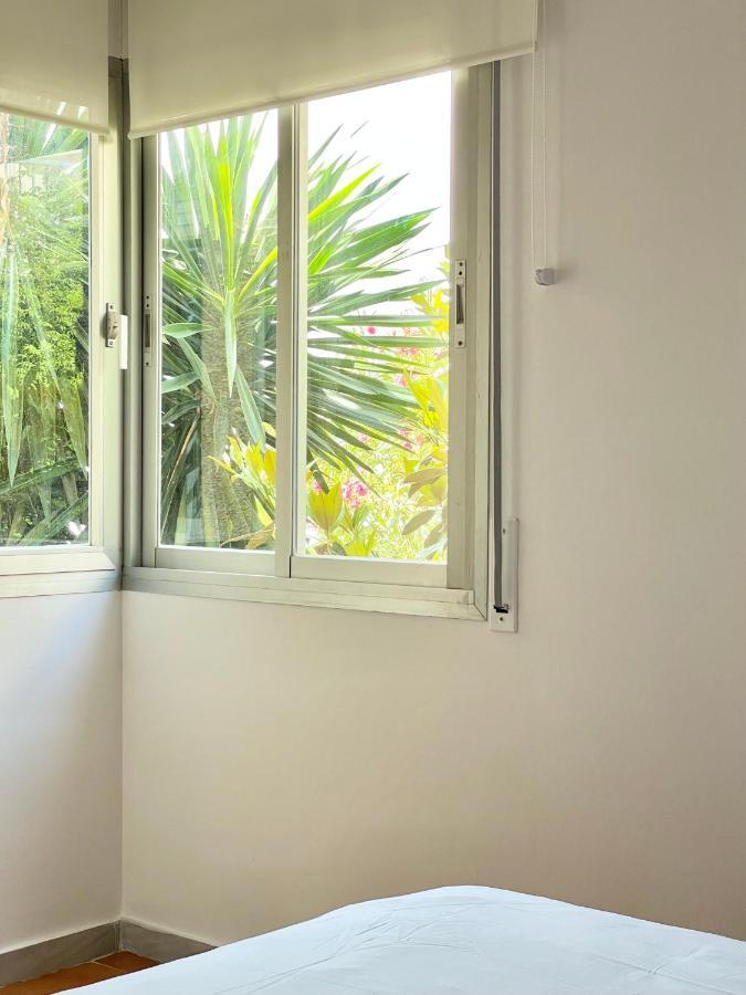 Luminoso Apartamento Frente Al Mar Con Piscina Roses Exterior foto