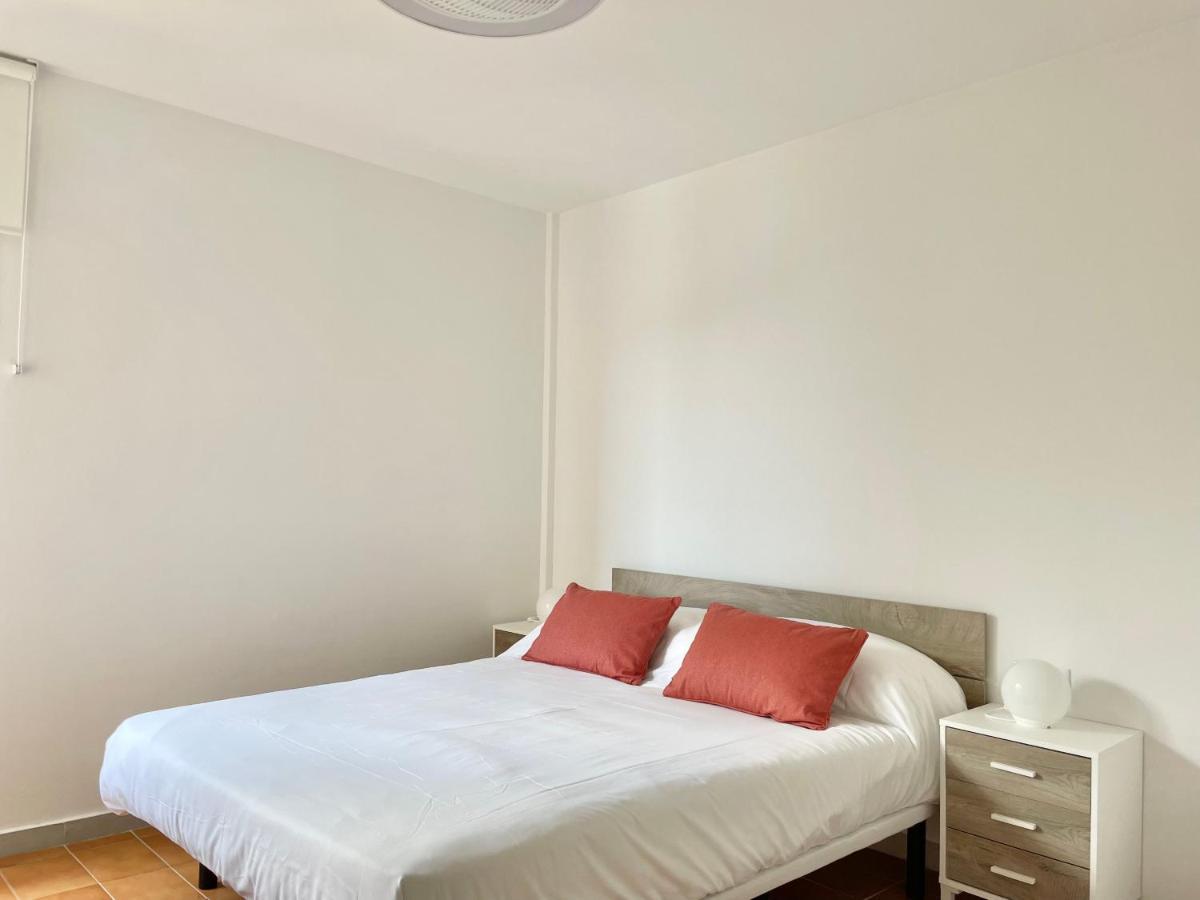 Luminoso Apartamento Frente Al Mar Con Piscina Roses Exterior foto